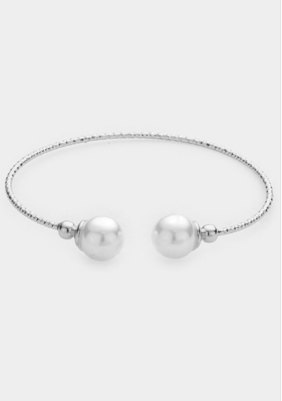 Woman Pearl Cuff Bracelet